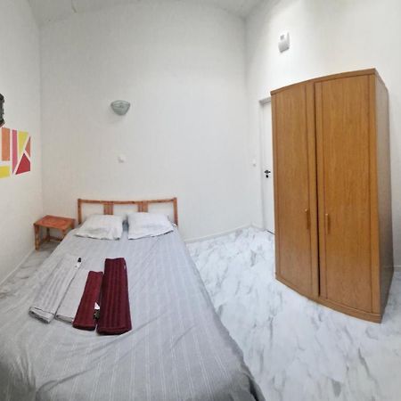 מרסיי Bed And Breakfast Chez L'Habitant מראה חיצוני תמונה