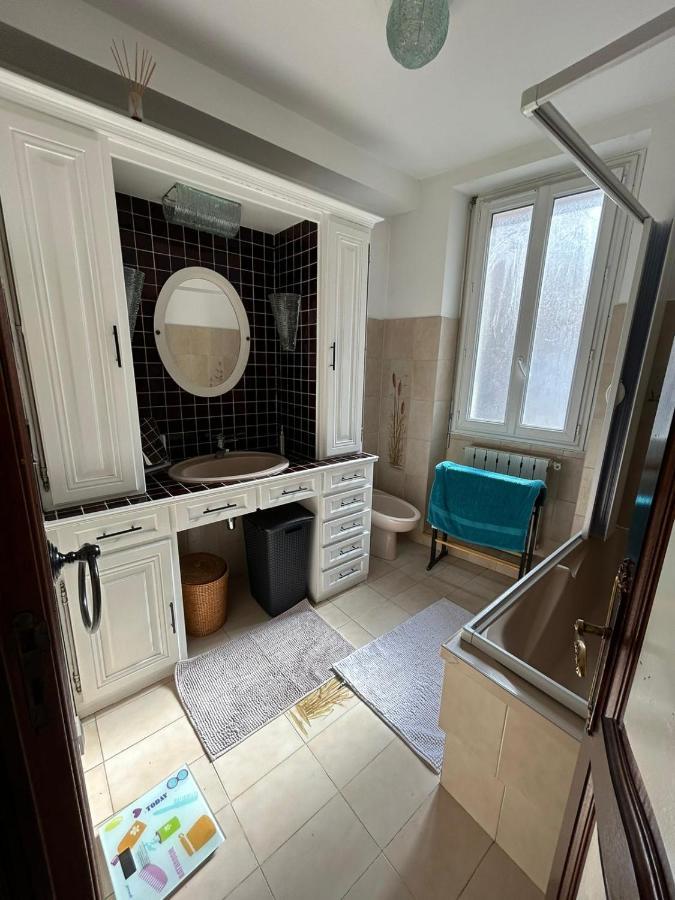 מרסיי Bed And Breakfast Chez L'Habitant מראה חיצוני תמונה