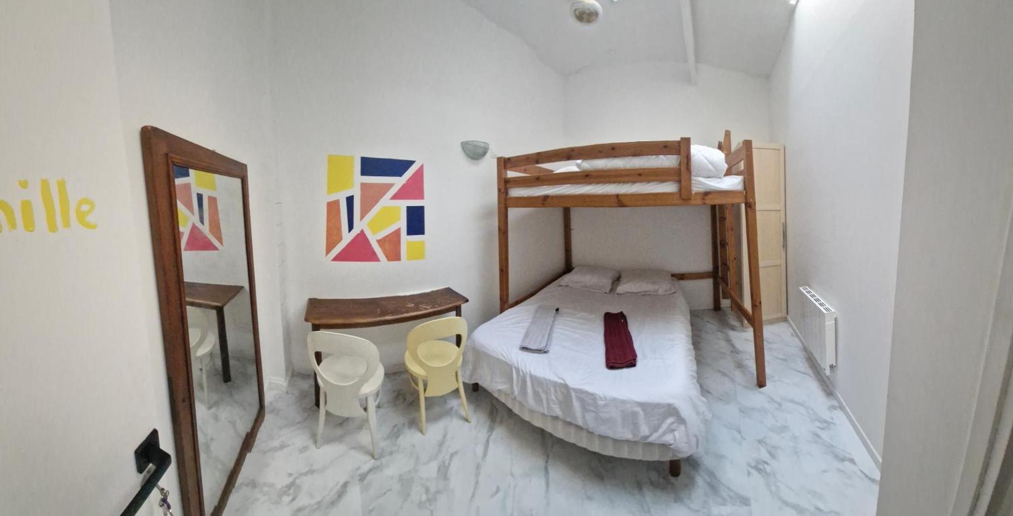 מרסיי Bed And Breakfast Chez L'Habitant מראה חיצוני תמונה